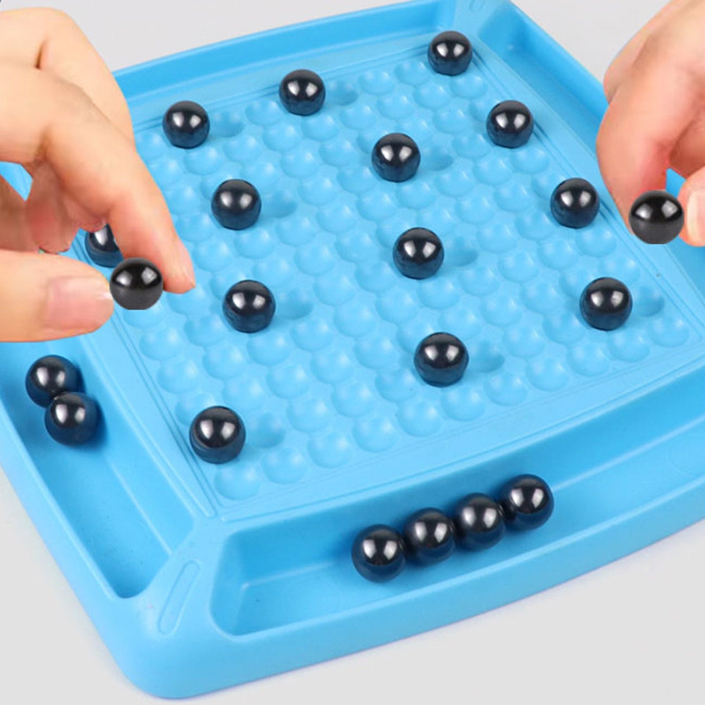 Magnetic Battle Chess Game
